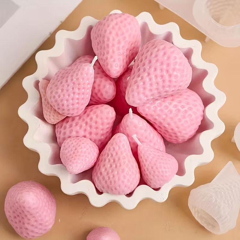 Strawberry Silicone Candle Mol - огляд і ціна Soap Making Workshop